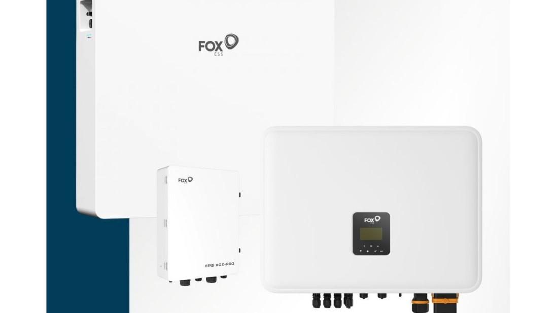 Niezależność energetyczna budynku. Dlaczego warto wybrać zestaw hybrydowy FoxESS?
