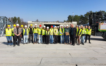 Szkolenie praktyczne w Konarzycach – studenci poznawali montaż systemów stropowych Konbet