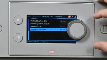 Konfiguracja CWU w pompach ciepła HPI S. Kiedy użyć płyty EHC-05, a kiedy SCB10?