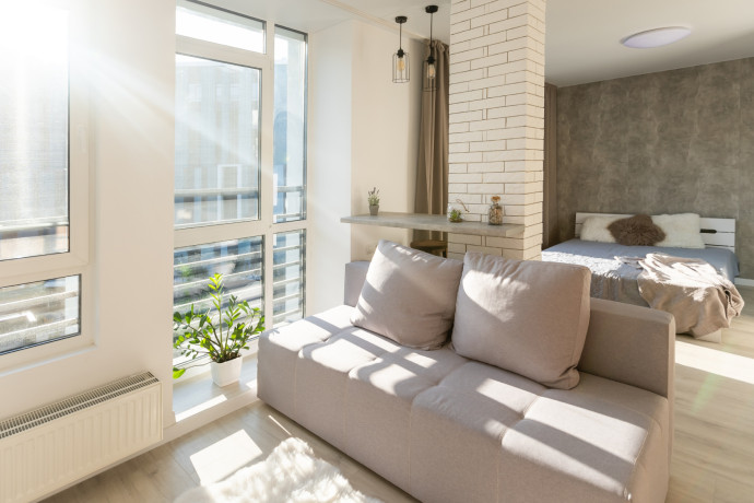 Dogrzanie mieszkania: co działa lepiej niż mocniejsze grzanie?