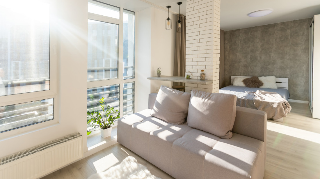 Dogrzanie mieszkania: co działa lepiej niż mocniejsze grzanie?