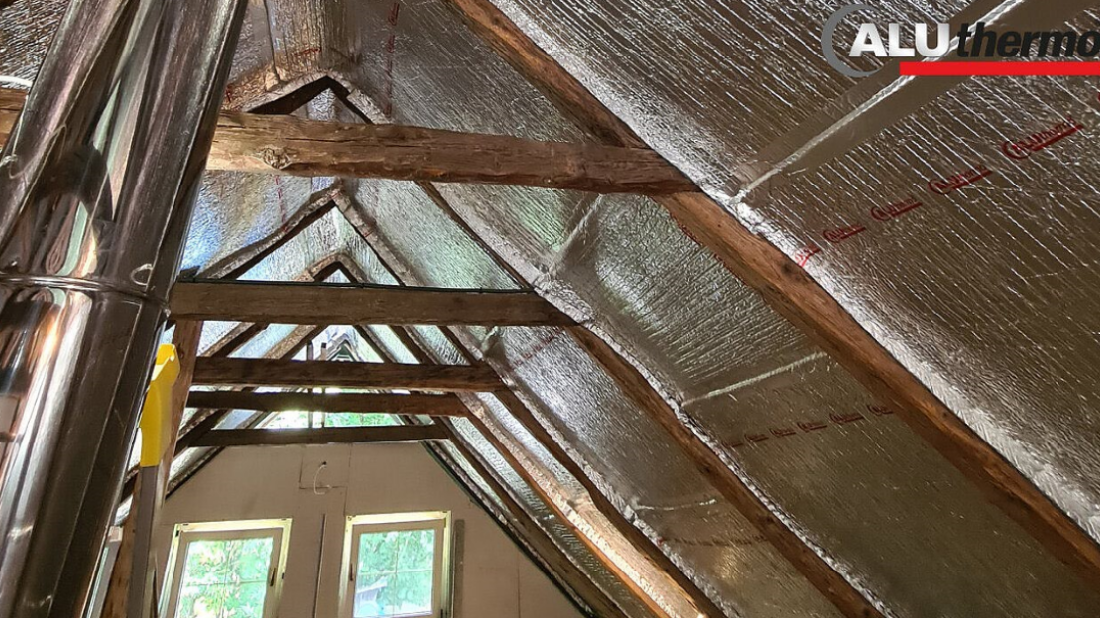 Termomodernizacja budynków istniejących - wyzwania projektowe i technologiczne Rola cienkowarstwowej izolacji refleksyjnej Aluthermo