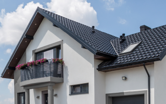 Design i funkcjonalność - porównanie rynien okrągłych i kwadratowych