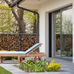 Co na taras na gruncie: 4 sposoby dopasowane do budżetu i warunków