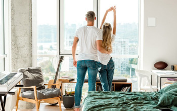 Ile nawiewników zamontować? W trzypokojowym mieszkaniu może być ich aż 6!