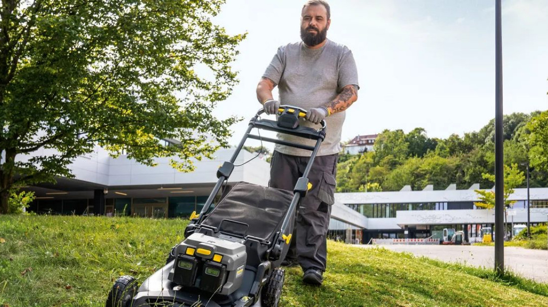 Wybór maszyn do terenów zielonych. Profesjonalny sprzęt akumulatorowy w praktyce