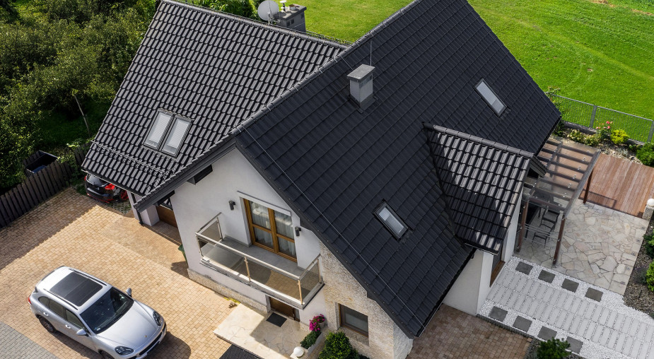 Dachówka ceramiczna TITANIA - pokrycie dachu odporne na zmieniające się trendy