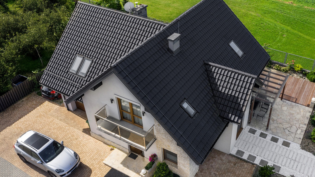 Dachówka ceramiczna TITANIA - pokrycie dachu odporne na zmieniające się trendy