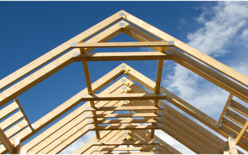 Co ile krokwie na dach? Najczęściej co 90-100 cm