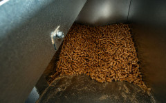 Podajnik kotła zapchany pelletem - najczęstsze przyczyny i skuteczne rozwiązania