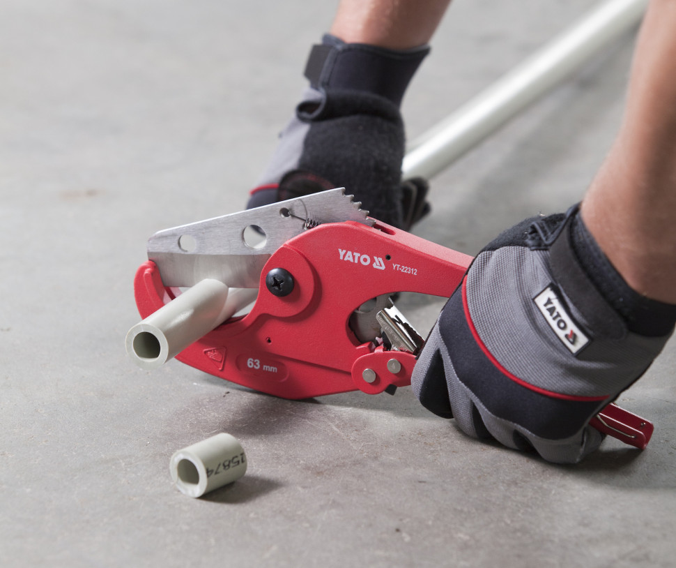 rury instalacji wodnej z tworzywa