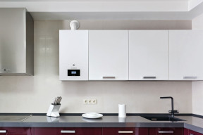 Jaki kocioł gazowy do nowoczesnego domu? Kiedy warto wybrać model z wbudowanym podgrzewaczem c.w.u.