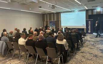 Buderus wzmacnia współpracę z instalatorami. Nowa pompa ciepła i technologie HVAC na regionalnych spotkaniach