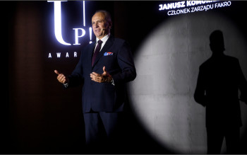FAKRO na gali UP!Awards 2026. Janusz Komurkiewicz o świetle dziennym, architekturze i jakości życia