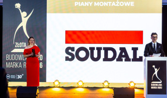 Dom w terenie górzystym. Jak zaprojektować elegancką posesję z kostką Chyżbet?