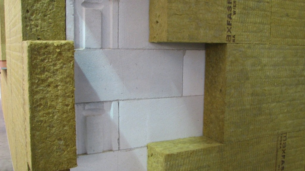 Ile izolacji potrzebuje beton komórkowy i kiedy nie trzeba go ocieplać wcale?