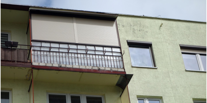 Czy rolety antywłamaniowe na balkon w bloku naprawdę działają?