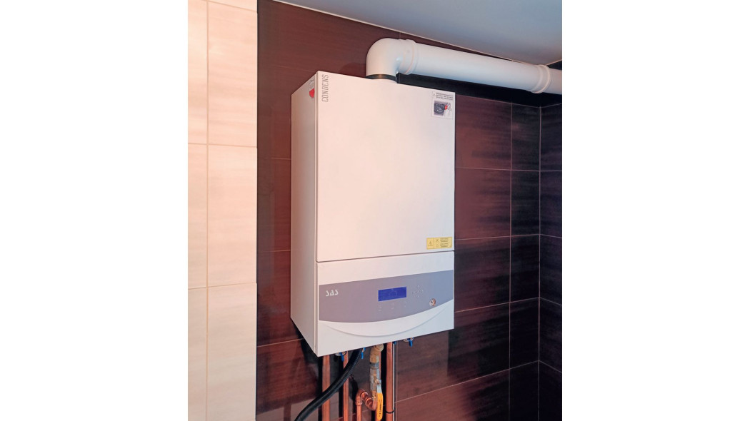 Jak połączyć kocioł na paliwo stałe z instalacją solarną lub pompą ciepła w układzie hybrydowym?