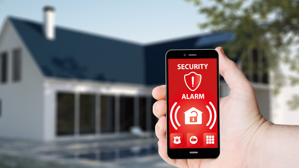 Skuteczny alarm w domu nie musi być skomplikowany. Jak dobrać go do zagrożeń?