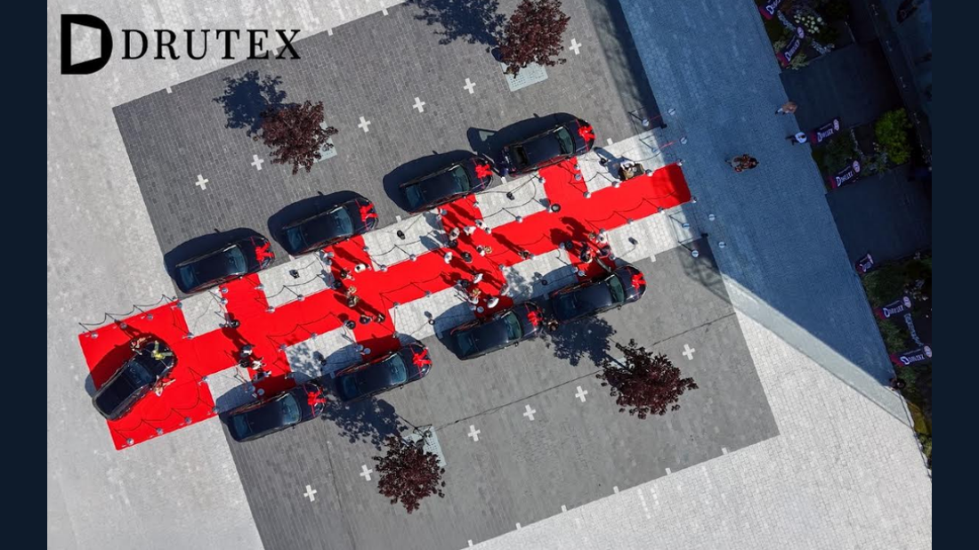 Drutex League: Kolejni mistrzowie sprzedaży z nowymi autami