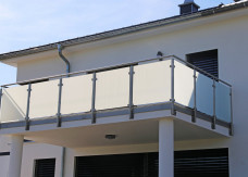 Przecieka taras? Sprawdź krawędź, balustradę i cokół