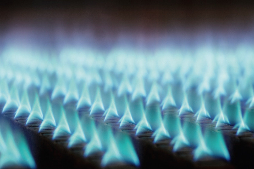 Jednym z podstawowych produktów spalania gazu jest woda, z której powstaje para wodna. Jej skroplenie (kondensacja) oznacza odzyskanie dodatkowej porcji energii.