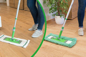 Jak umyć podłogę olejowaną i woskowaną? O tym pamiętaj