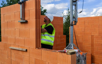 Rewolucja na polskim rynku budowlanym. Wienerberger wprowadza ceramiczną prefabrykację Porotherm XXL!