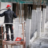 Wibrator wgłębny czy listwa? Tak prawidłowo zagęścisz beton na fundamenty, by nie pękał